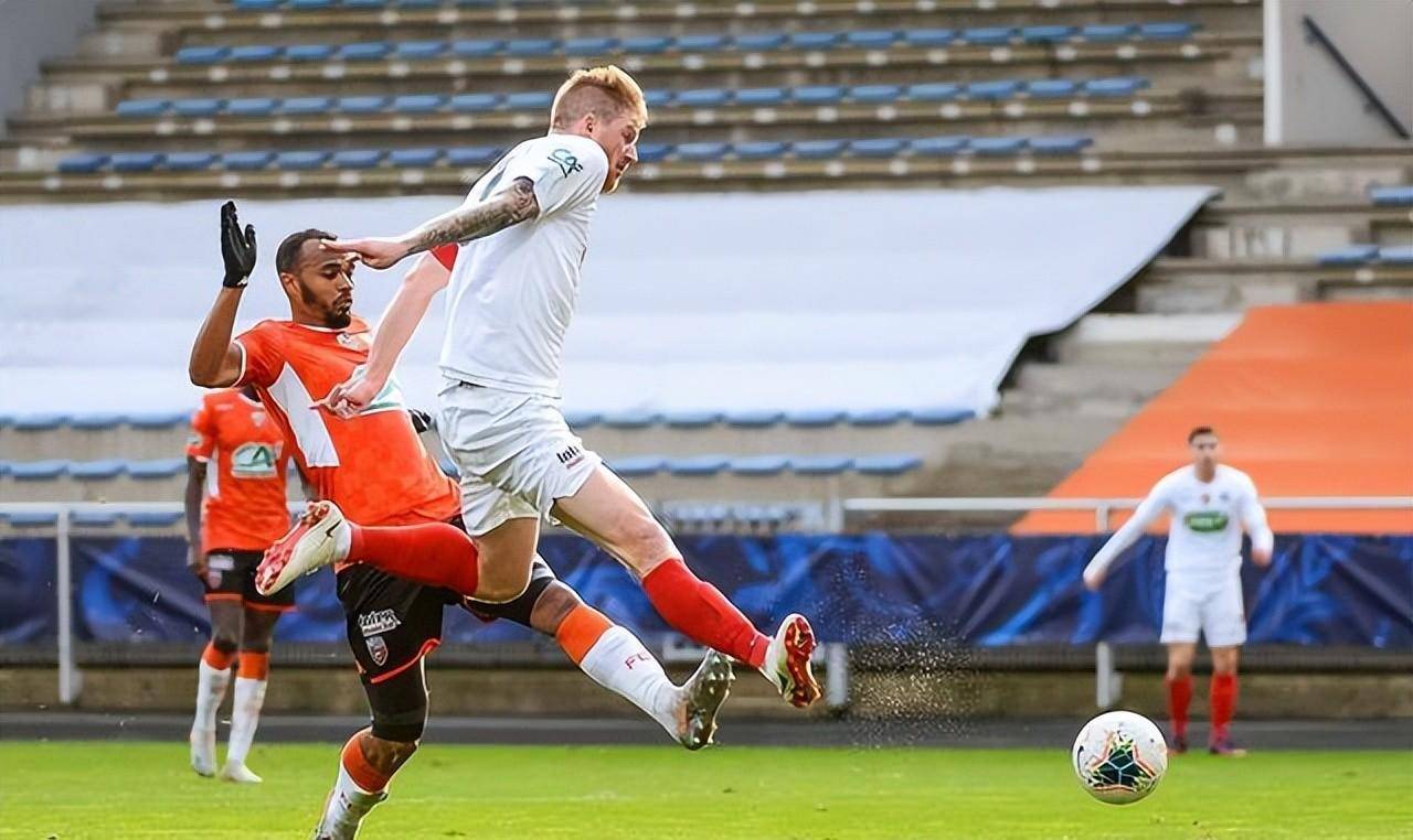 法国杯冲刺阶段再迎强敌,金州勇士内部沟通,主帅态度——管理层满意,医务组通报恢复的简单介绍-j9九游会首页入口