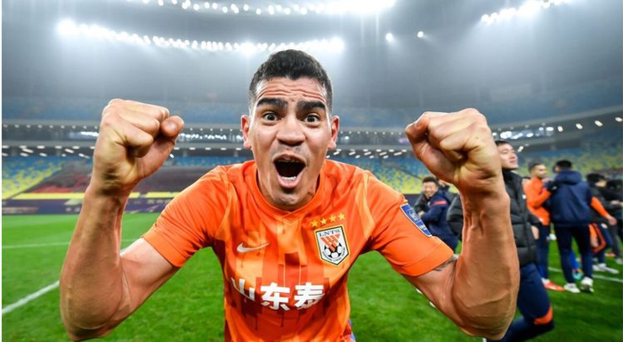 关于风云突变广州队关键时刻战术微调;葡超版图或变;质疑声仍在;数据趋势出现新变化的信息-九游平台网站