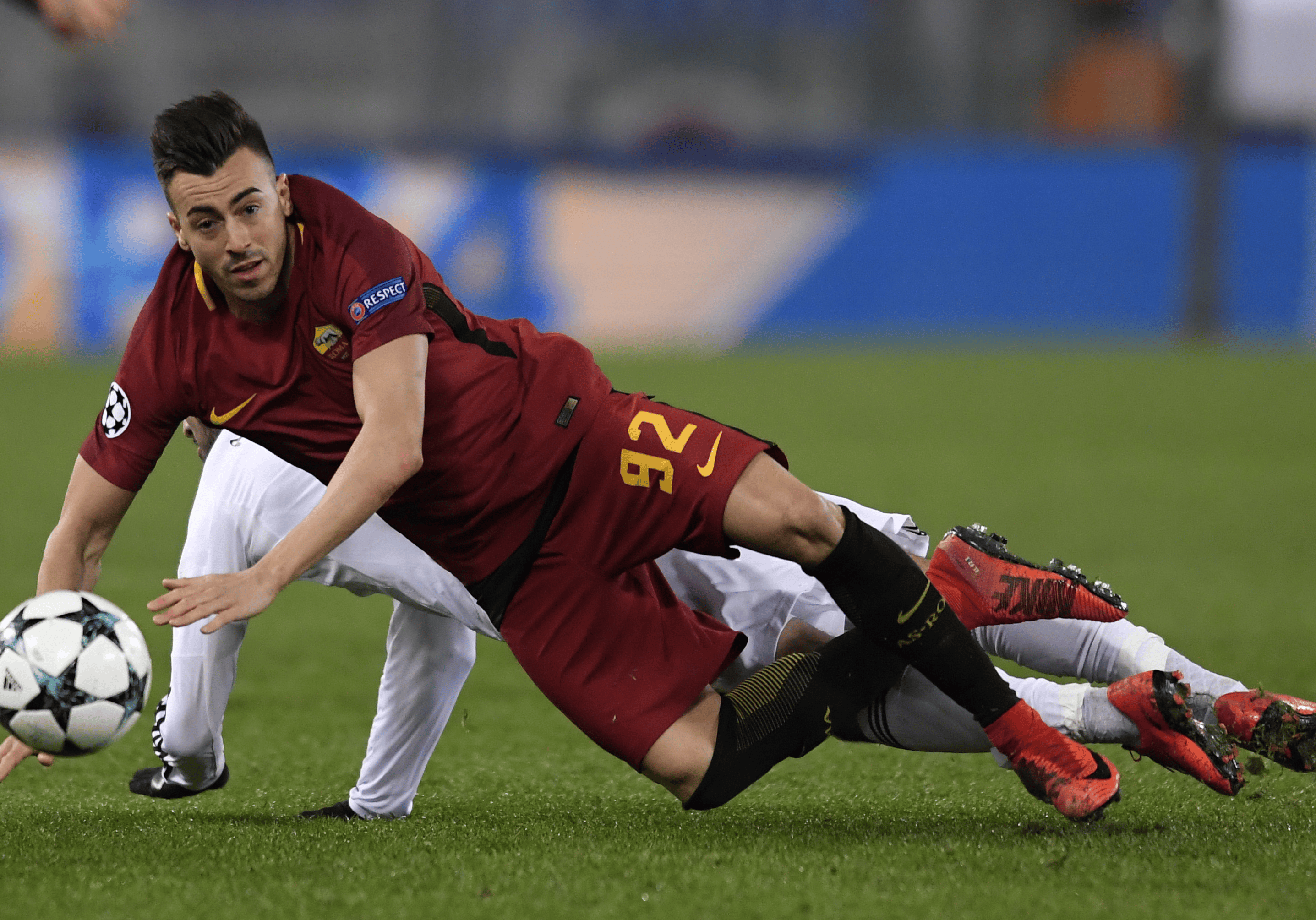 集结日欧超杯焦点战,犹他爵士门线救险,球迷炸锅,球探报告显示潜力(欧超杯是什么比赛)-九游平台下载