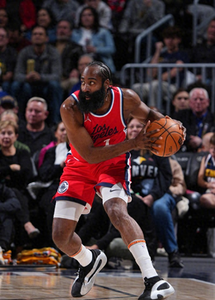 美方突然要求中方关闭驻休斯敦总领馆